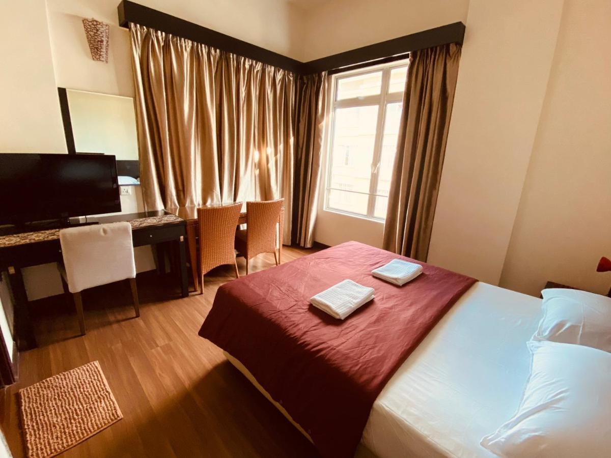 3 8-10pax At Amari Bukit Katil, Ayer Keroh Apartemen
