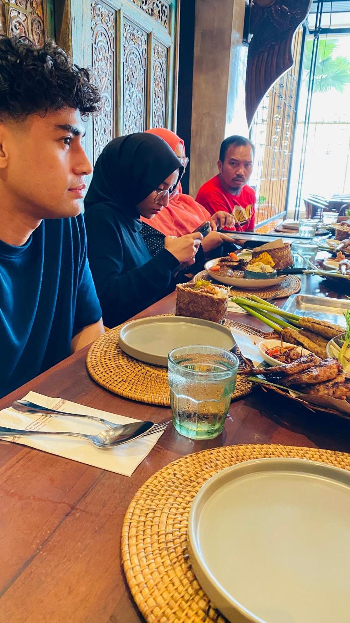 3 8-10pax At Amari Bukit Katil, Ayer Keroh